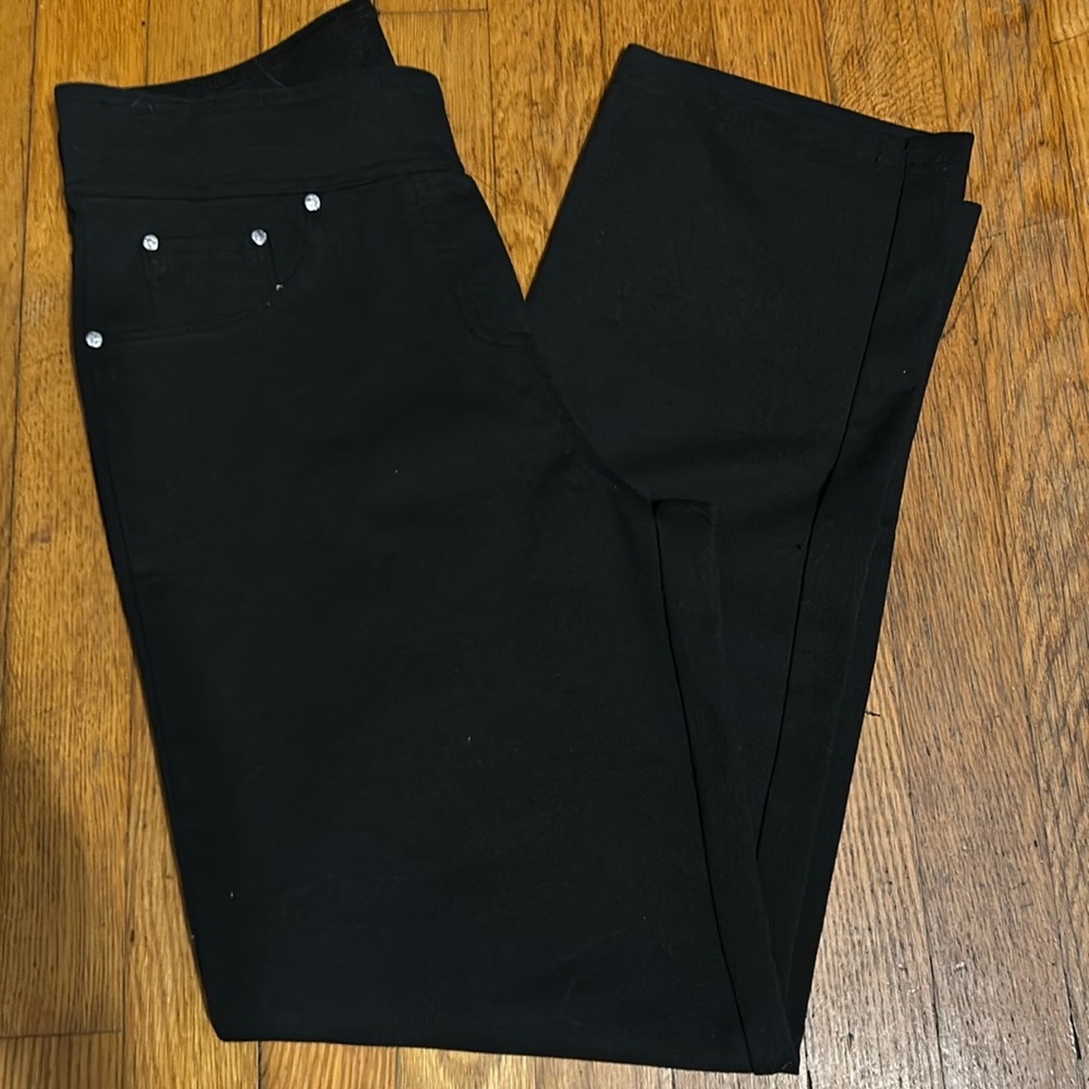 Rebecca Malone Black stretch knit slacks. Size small.